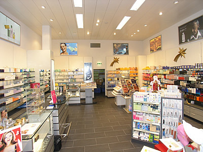Ladenbau, Dropa, Drogerie, Wetzikon, Ladeneinrichtung, Hans Peter, Oeschger,  Drogerieeinrichtung